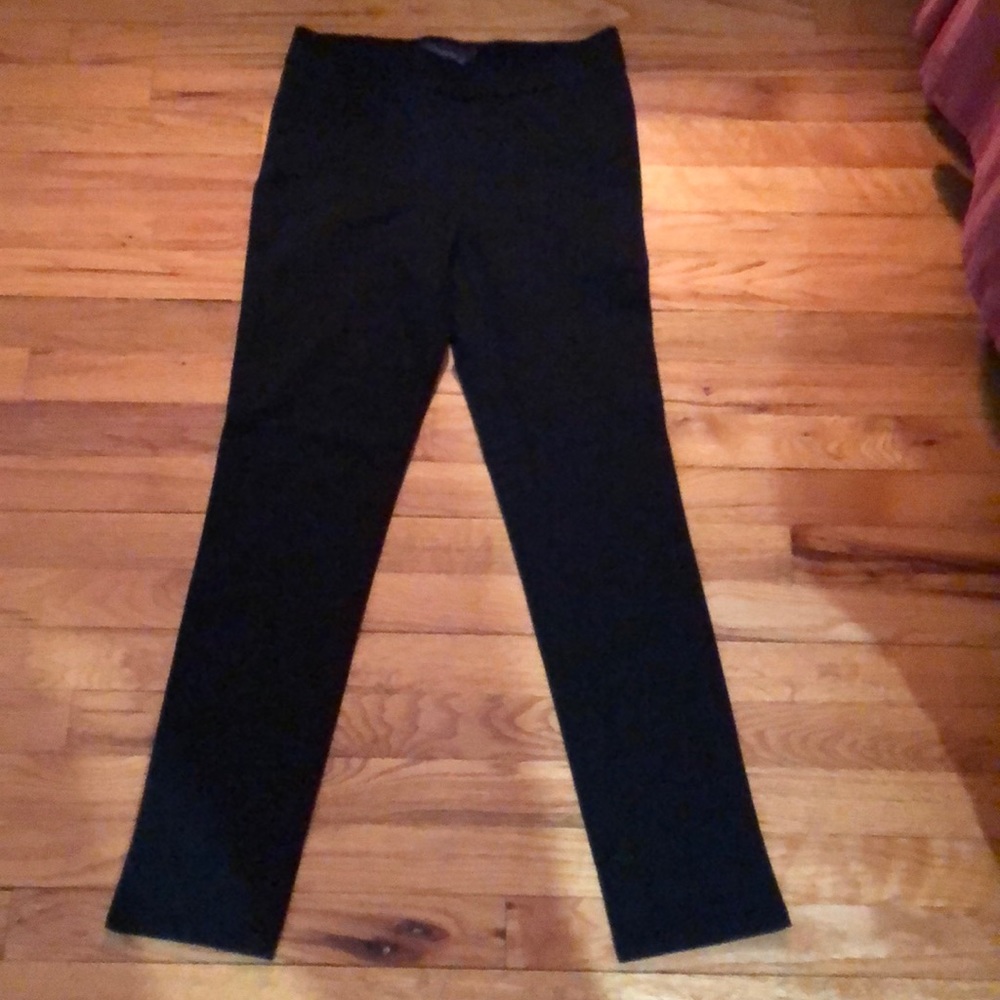 NWOT. NYDJ black leggings. Size 8